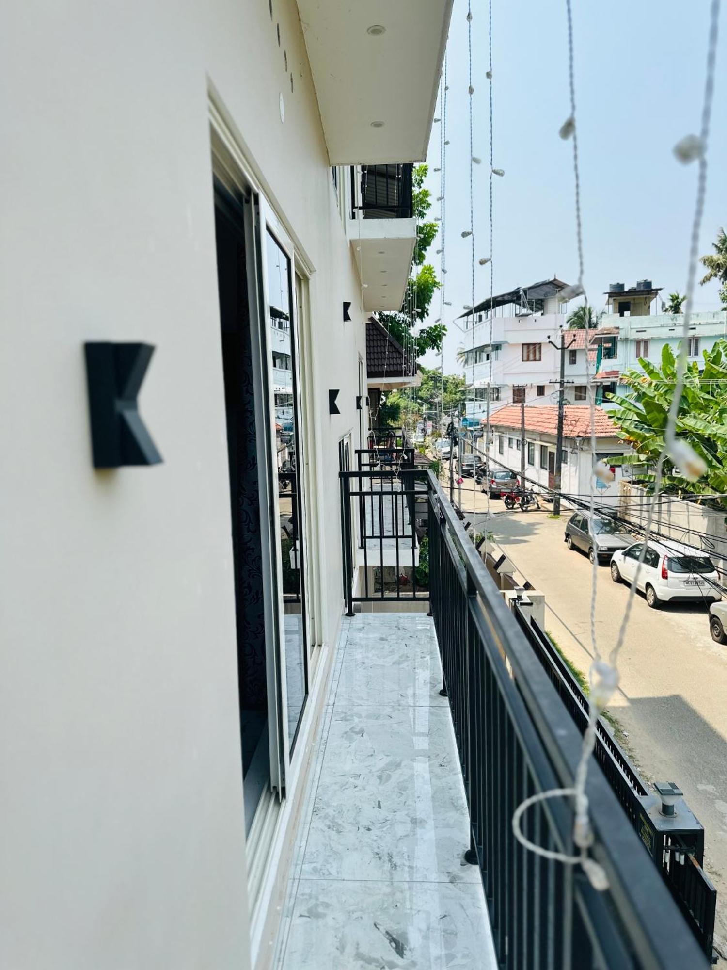 M M Residency Ξενοδοχείο Kochi Εξωτερικό φωτογραφία